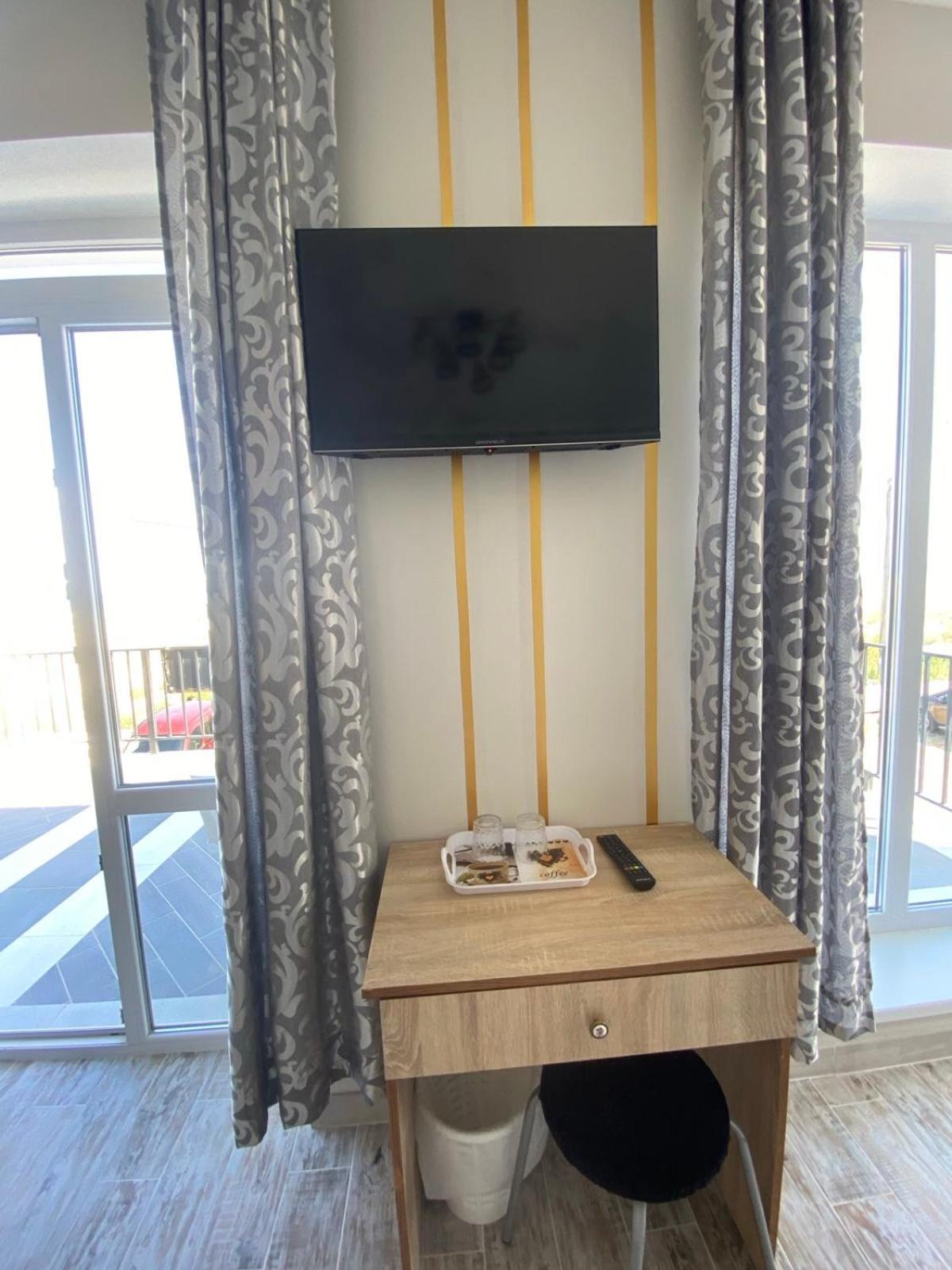 Ля Вады Hotel Zatoka Kültér fotó