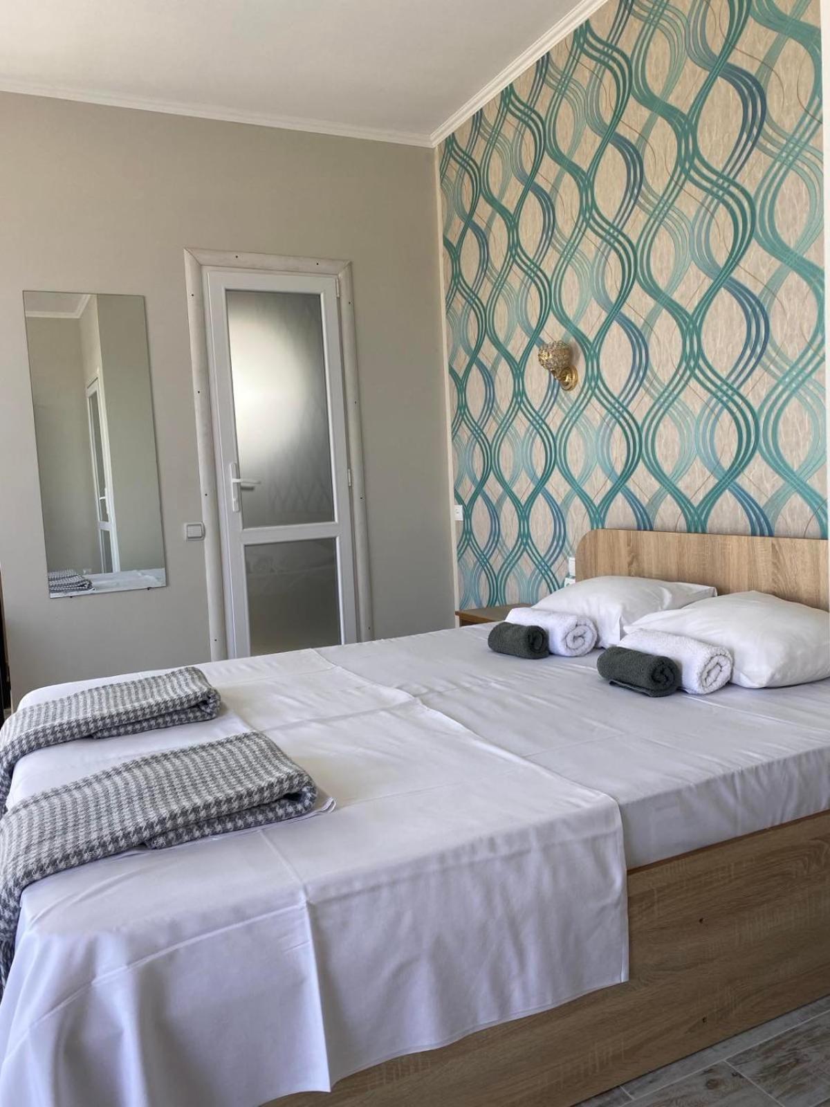 Ля Вады Hotel Zatoka Kültér fotó