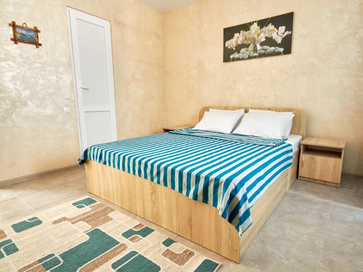 Ля Вады Hotel Zatoka Kültér fotó