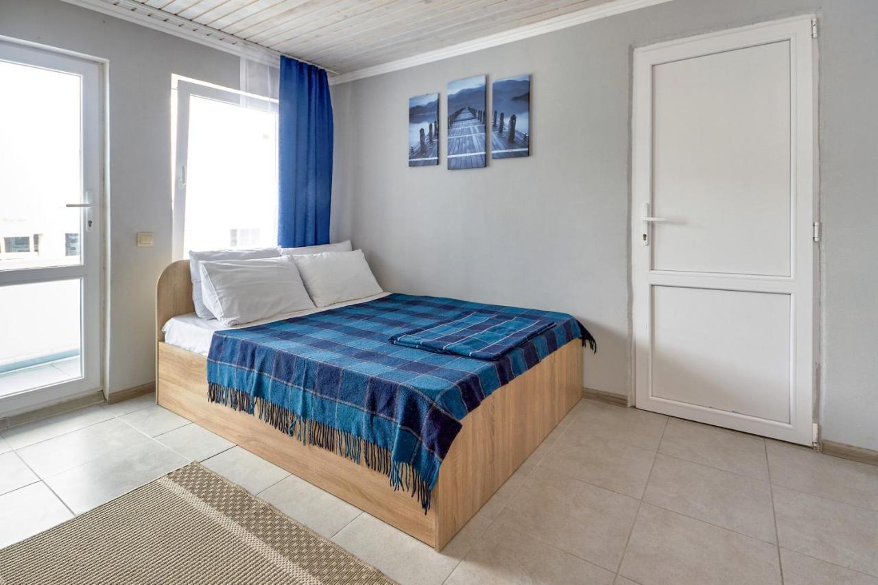 Ля Вады Hotel Zatoka Kültér fotó